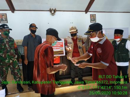 PENYERAHAN BLT DANA DESA TAHAP 5 DESA JAJAR