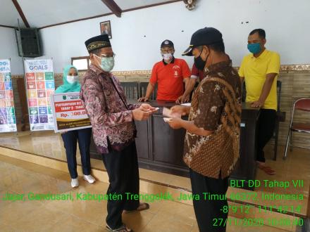 PENYALURAN BLT DD TAHAP 7 DESA JAJAR