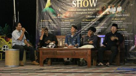 Kades Jajar Nobar dan Diskusi Film Bersama tentang 
