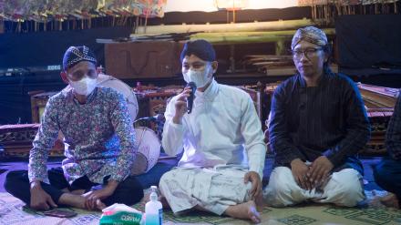 bersama bupati saat megengan show